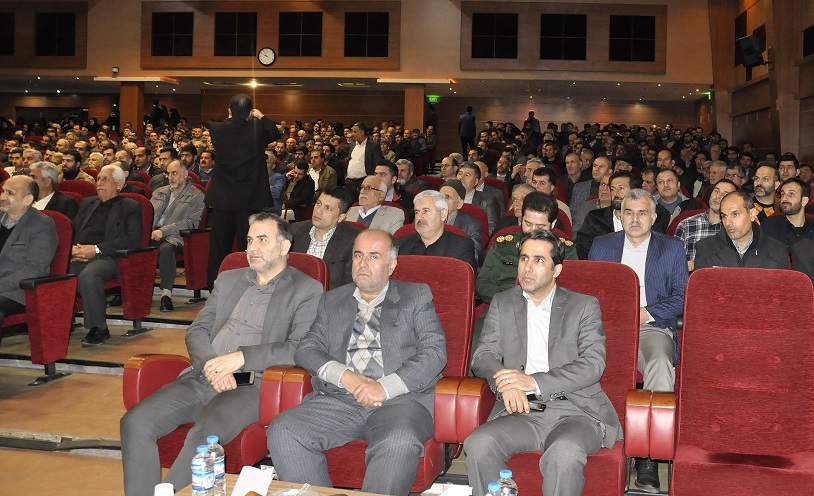 گیلان رکوردار تولید ۷۵۰ هزار تن برنج سفید/مردمی کردن اقتصاد یکی از پایه های تحقق اقتصاد مقاومتی است