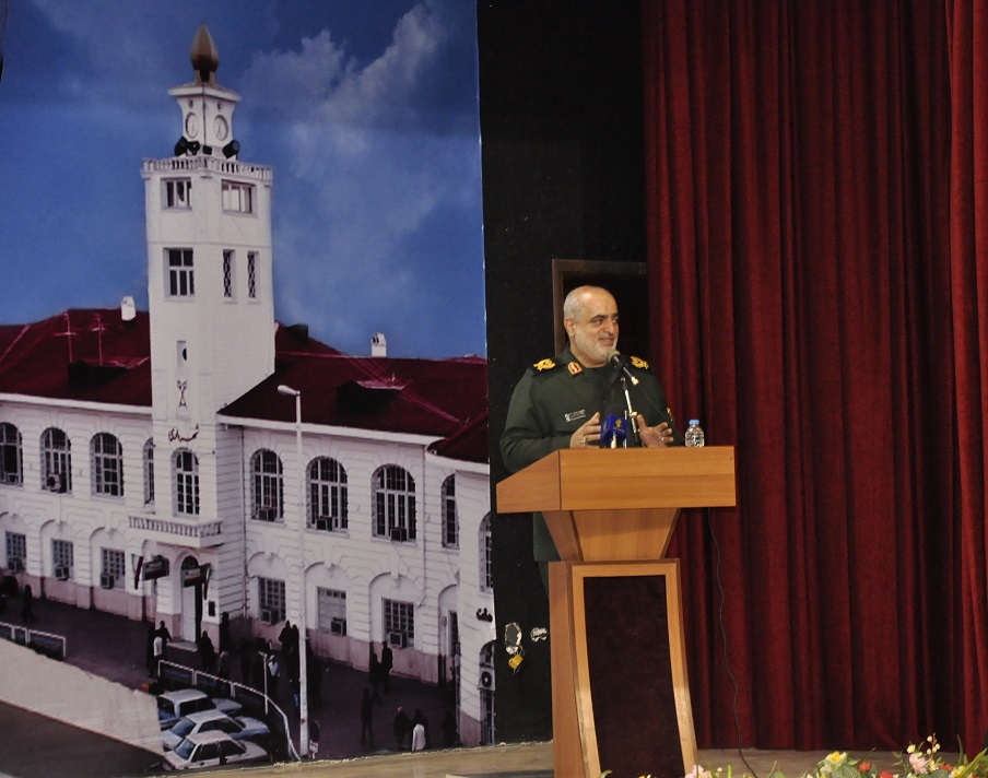 گیلان رکوردار تولید ۷۵۰ هزار تن برنج سفید/مردمی کردن اقتصاد یکی از پایه های تحقق اقتصاد مقاومتی است