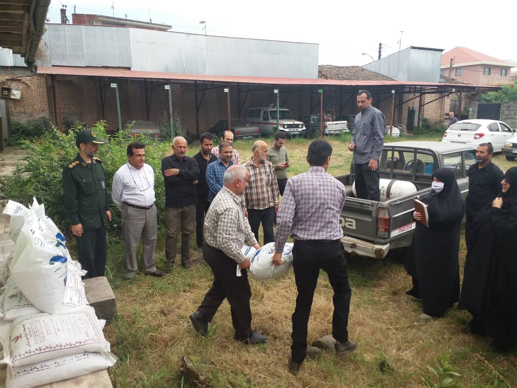 توزیع بسته حمایتی اجتماعی کود تقویتی رایگان در بین کشاورزان شهرستان املش