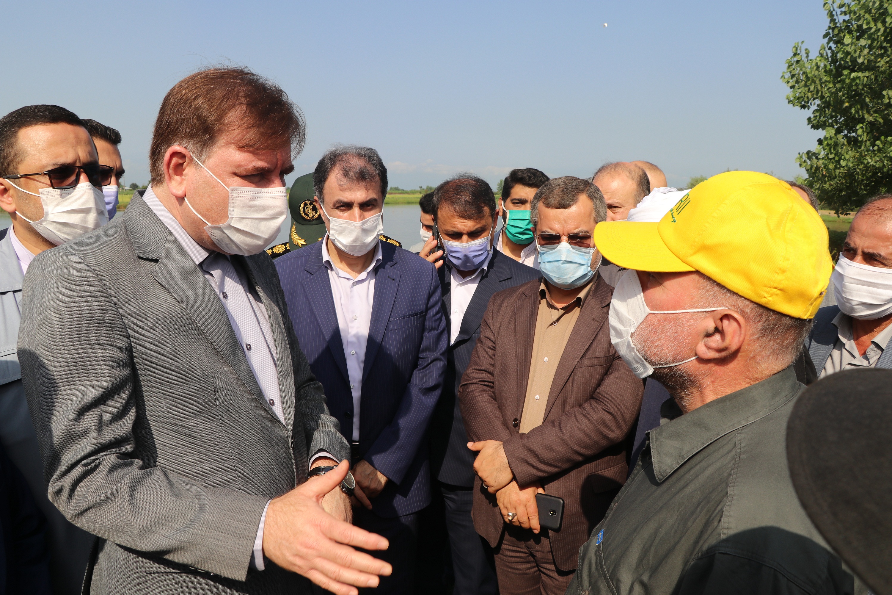 گزارش تصویری اولین برداشت مکانیزه برنج در گیلان