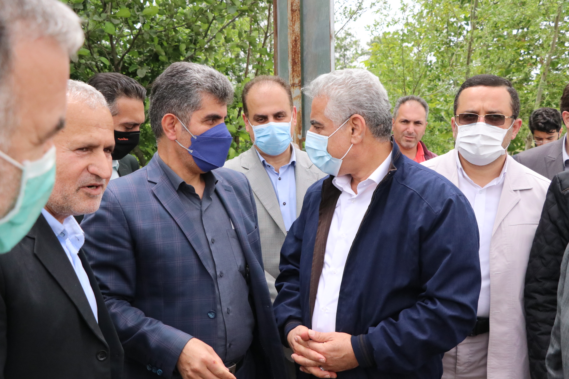 بازدید استاندار به همراه رئیس سازمان جهادکشاورزی از مزارع کشاورزی و روند آبرسانی به شالیزارها