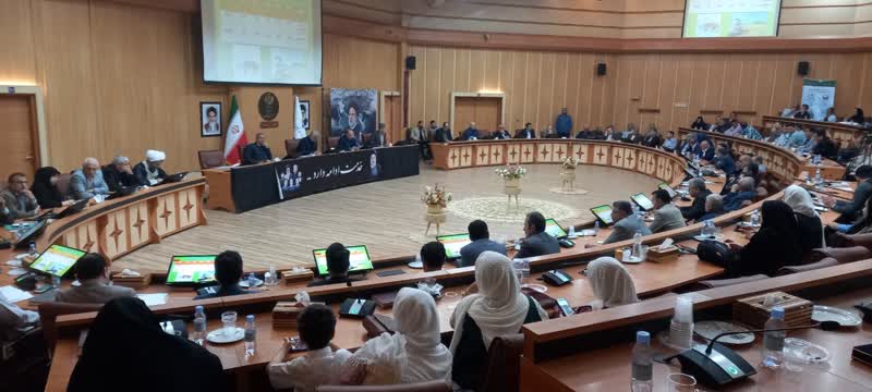 چهار هزار و ۴۴ پروانه بهره‌برداری در صنعت گل و گیاه گیلان صادر شد