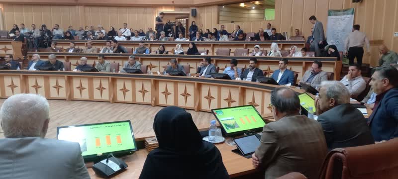 چهار هزار و ۴۴ پروانه بهره‌برداری در صنعت گل و گیاه گیلان صادر شد