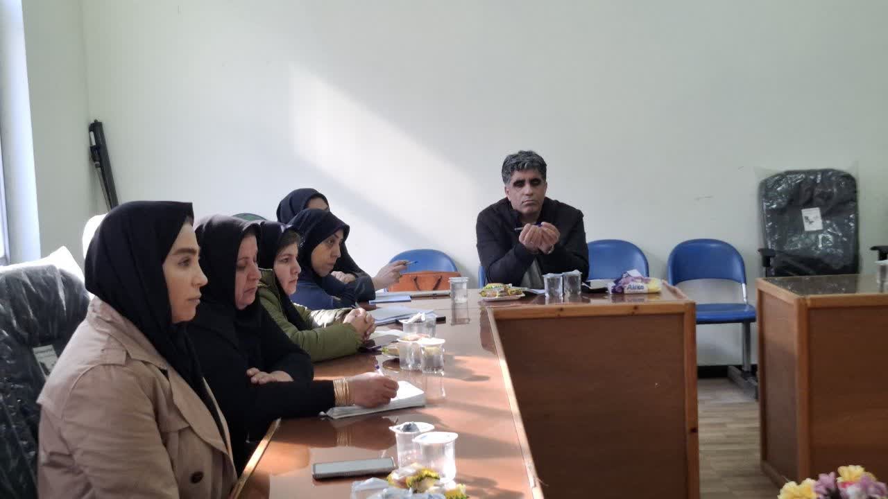 نیازسنجی برنامه‌های آموزشی ـ ترویجی زیتون در رودبار برگزار شدنیازسنجی برنامه‌های آموزشی ـ ترویجی زیتون در رودبار برگزار شد