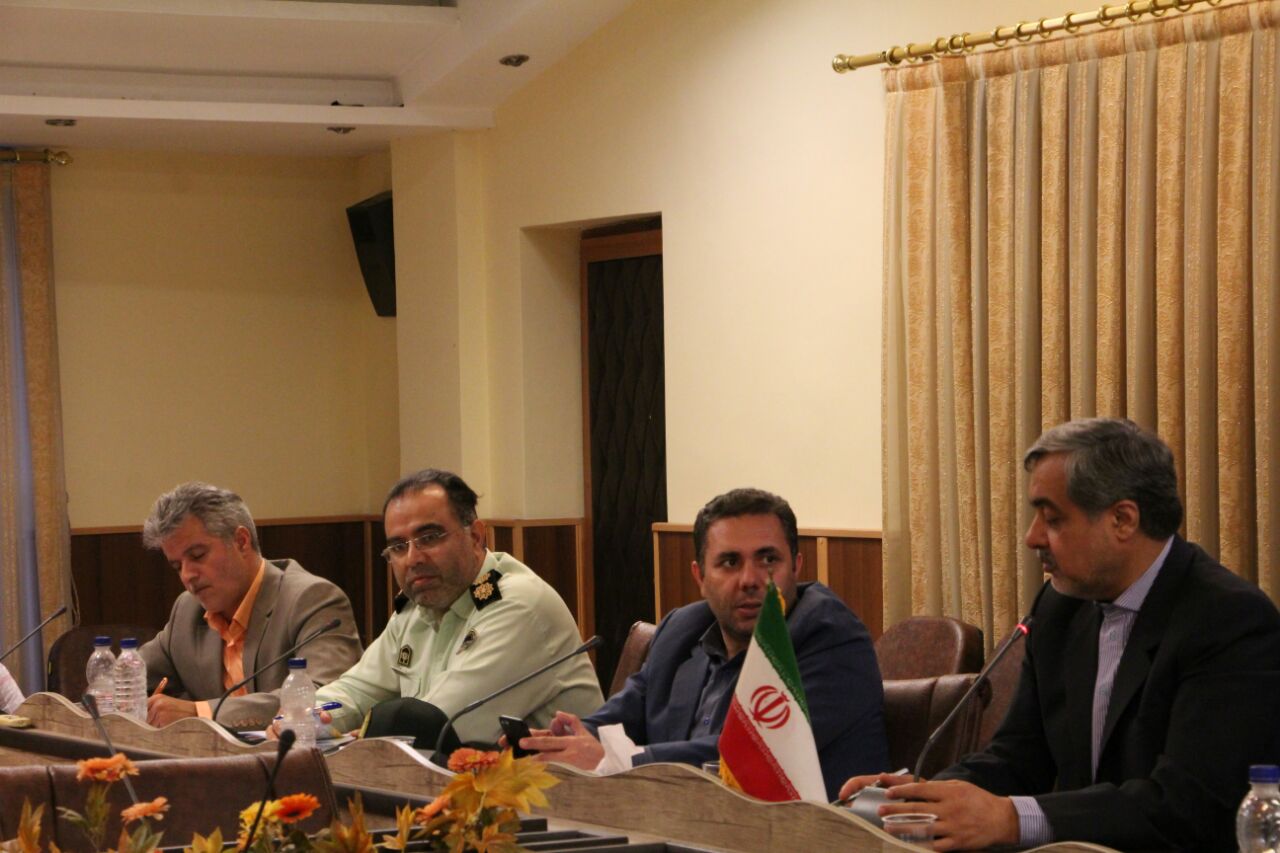 جلسه شورای کشاورزی در فرمانداری لاهیجان