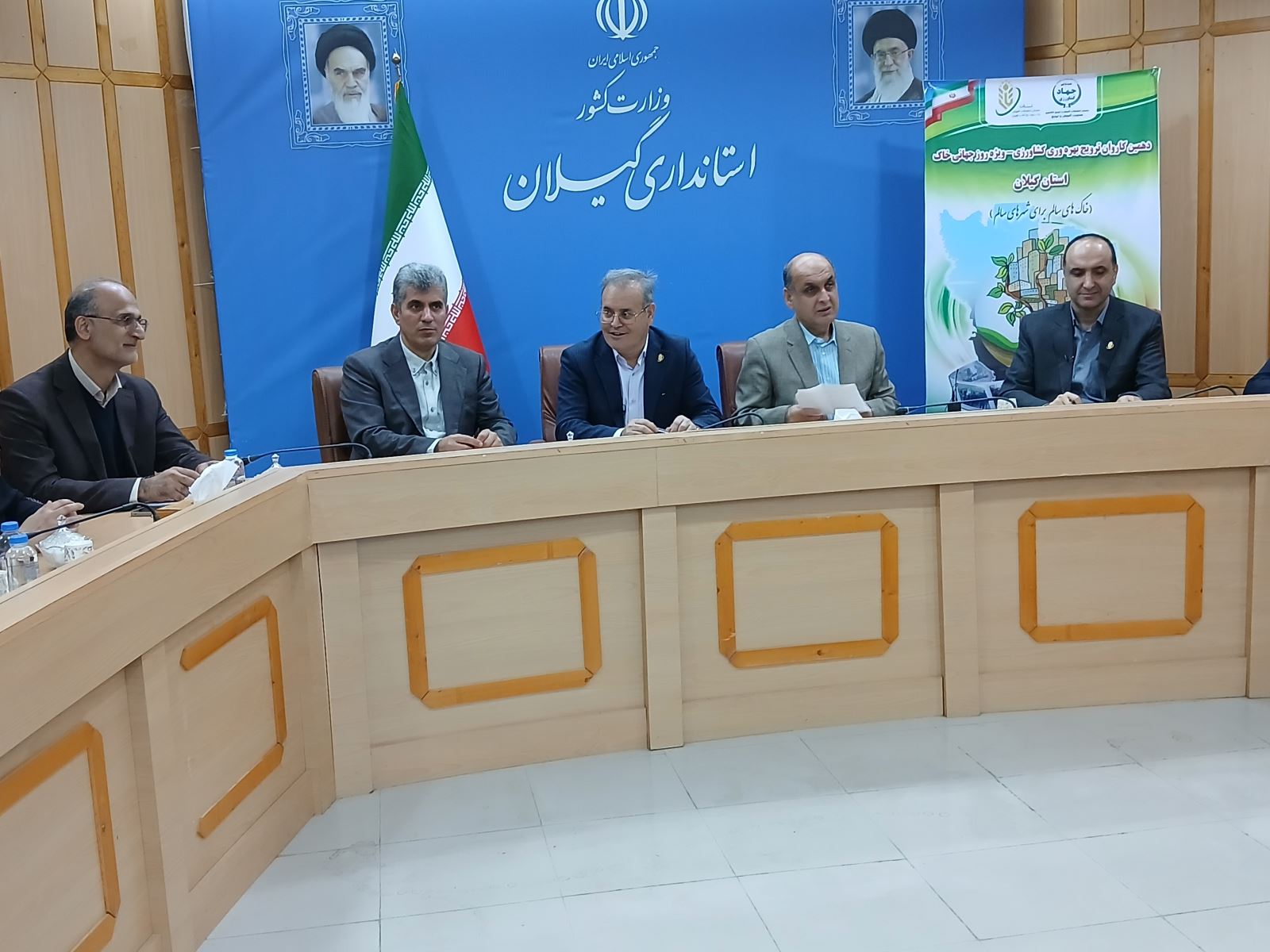 دیدار معاون وزیر و رئیس سازمان تات با همراهی رئیس سازمان جهاد کشاورزی گیلان با استاندار